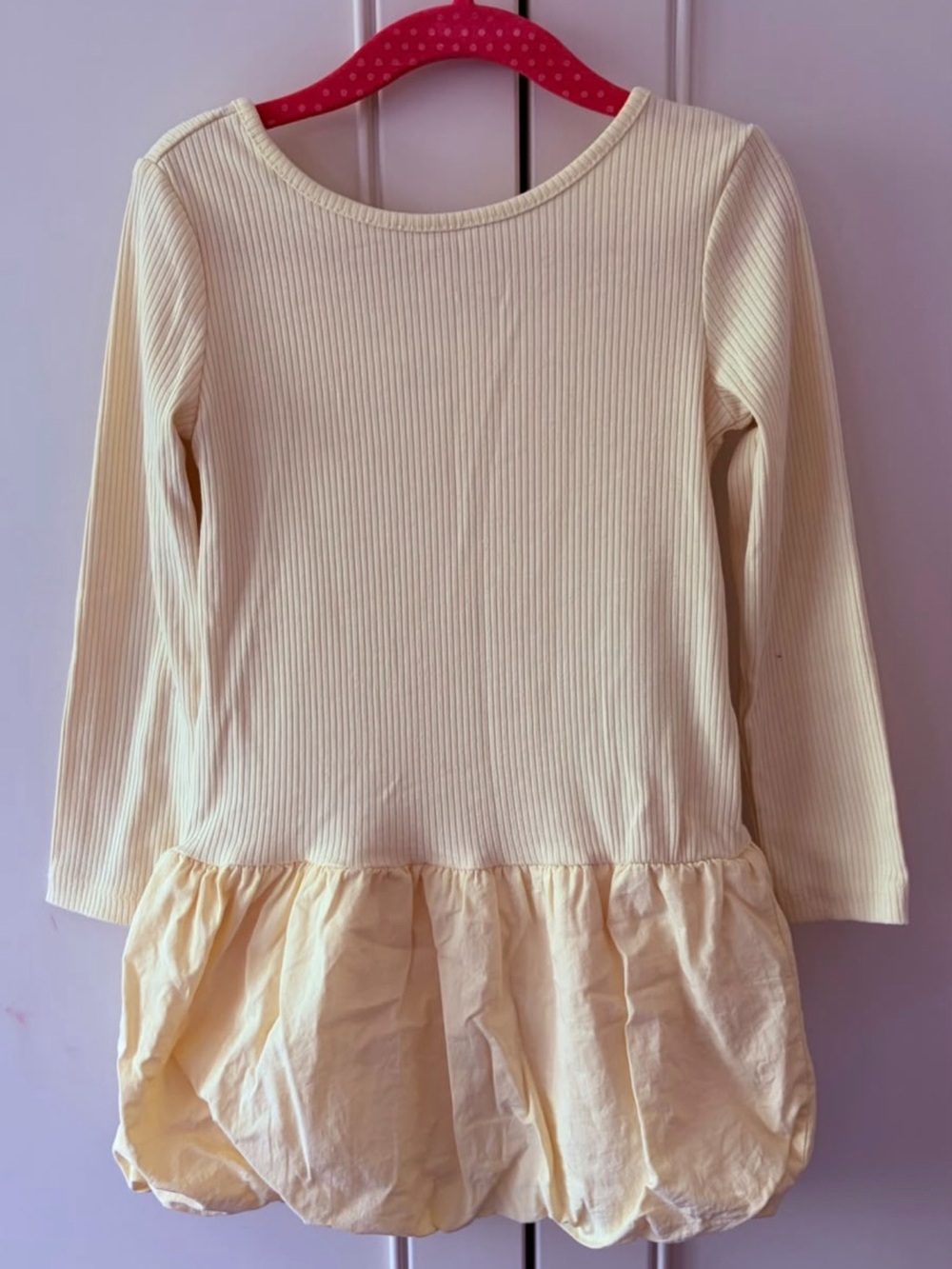 H&M Cream Ribbed Long-Sleeve Top with Ruffle Hem